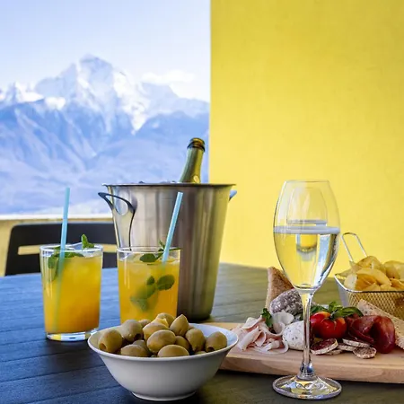 Vila Lago Di Como - Luxury Panoramic Garden - Free Wifi *